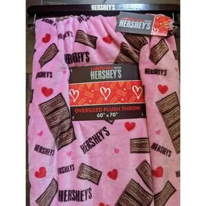 Hershey's Chocolate Valentine's Day Oversized Throw Blanket 60 x 70” NEW Heart